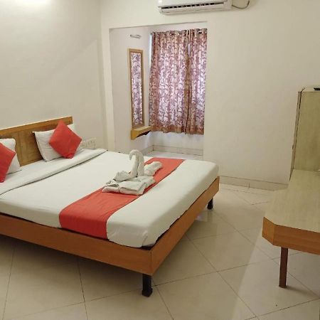 Hotel Kalasai Shirdi Bagian luar foto
