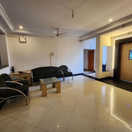 Hotel Kalasai Shirdi Bagian luar foto