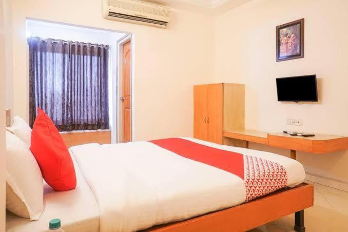 Hotel Kalasai Shirdi Bagian luar foto